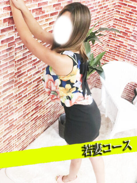 ありさ 甲府人妻隊(人妻デリヘル)