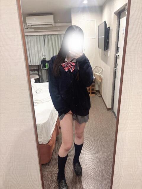 にいな 秋葉原ハンドメイド（派遣型オナクラ）