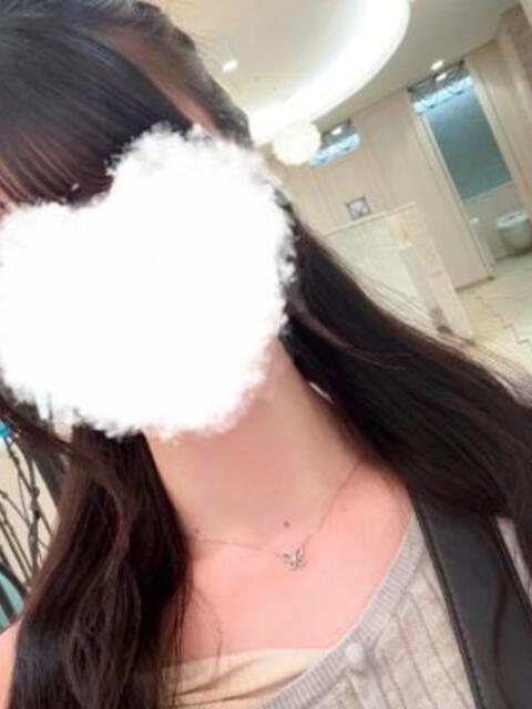 にいな 秋葉原ハンドメイド（派遣型オナクラ）