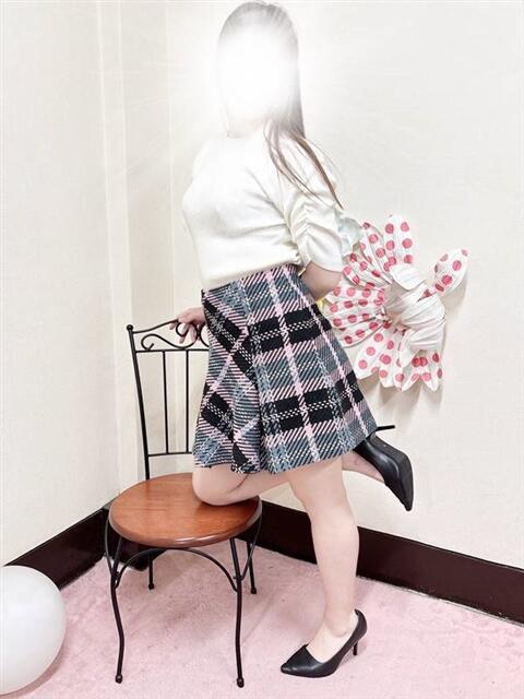 新田 人妻ザ・ベスト店～日本人専門～（人妻系デリヘル）