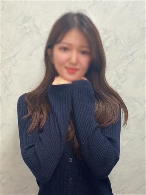 あお 渋谷くいーんず（素人専門ホテヘル＆デリヘル）