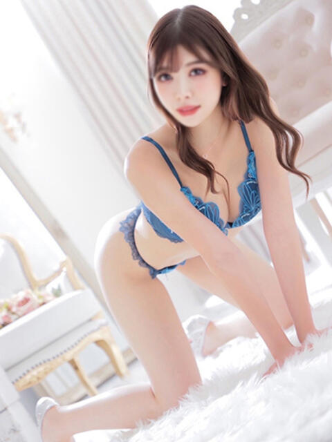 藤田めぐ ウルトラロイヤル(デリヘル)