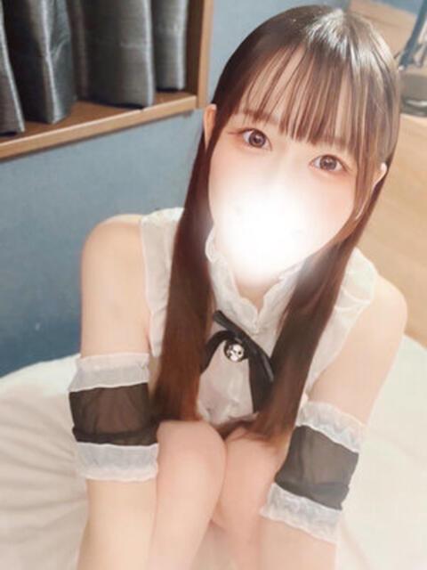 嶌津しおり 全裸の極みorドッキング痴漢電車（ホテヘル）