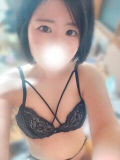 ゆりな
