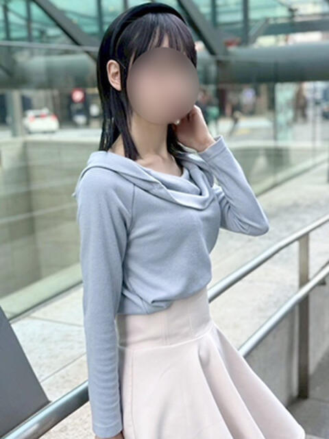 すずか かりんと赤坂(派遣型オナクラ)