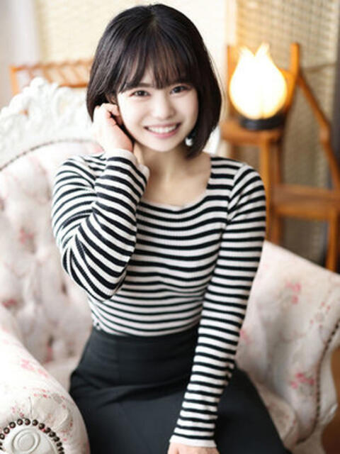 小田原ひみか 断りきれない美人マッサージ嬢たち（デリヘル＆エステ）