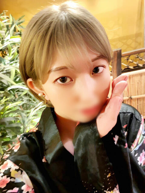 すずね 紅(くれない)(セクキャバ)