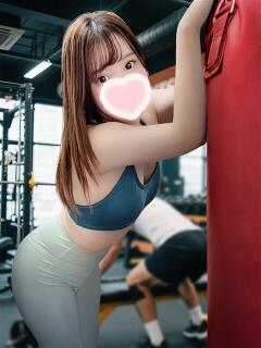 小川ももか