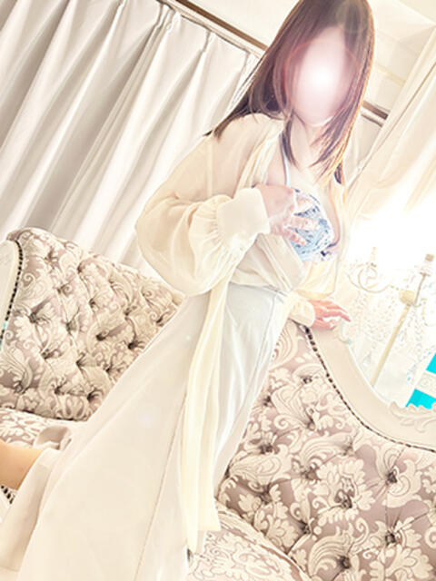 さなえ モアグループ南越谷人妻花壇（人妻デリヘル）