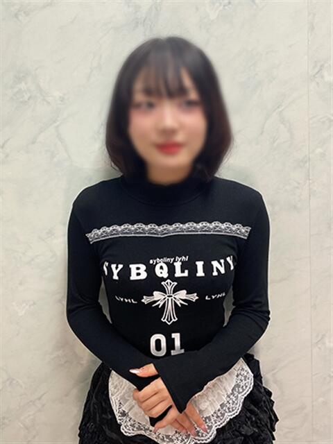 あむ 渋谷くいーんず（素人専門ホテヘル＆デリヘル）