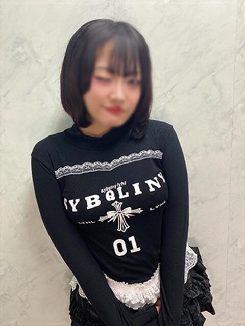 あむ 渋谷くいーんず（素人専門ホテヘル＆デリヘル）