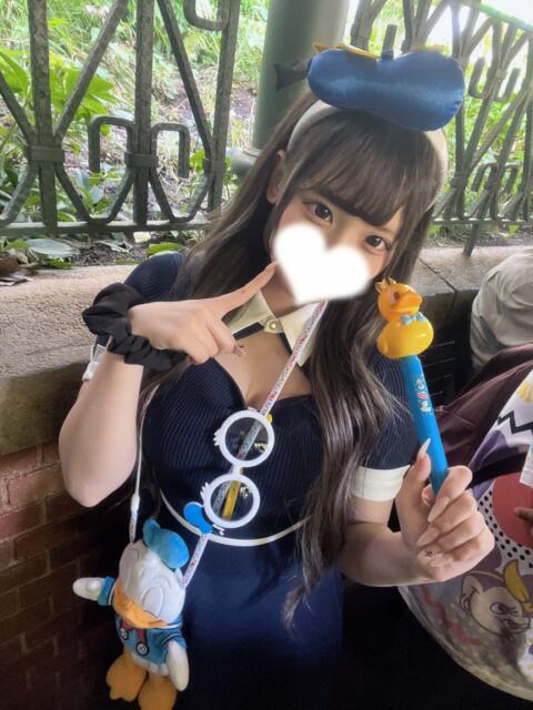 みお『完全美少女卒業したて18歳のロリ巨乳』 錦糸町派遣型JKリフレガチあい（派遣リフレ）