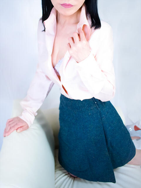 奏（かな） エッチな熟女(熊谷)（人妻系デリヘル）