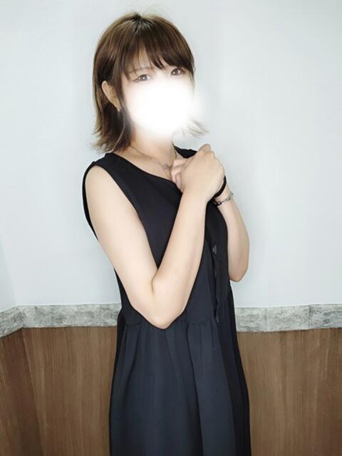 白沢りんか 恋する妻たち（人妻系ホテヘル＆デリヘル）