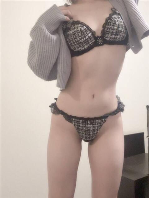 はな【愛懇願エロ娘】 中・西讃 ヴィーナス（デリヘル）