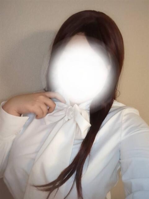 みかみ【いいなり18才】 中・西讃 ヴィーナス（デリヘル）