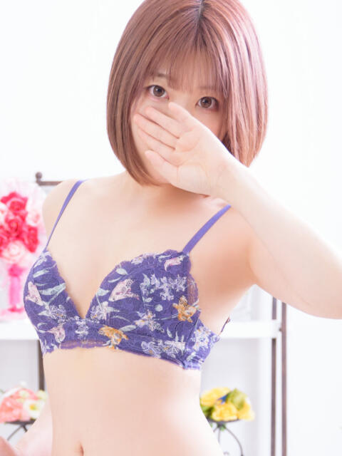 桐島ほのか 池袋3P複数プレイ専門店 ハーレム(ホテヘル&デリヘル)