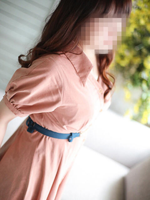 川瀬(かわせ) 人妻出逢い会 百合の園 池袋店(人妻系デリヘル)