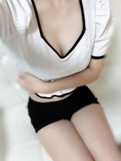 舞衣（まい） Shiny（博多/メンズエステ）