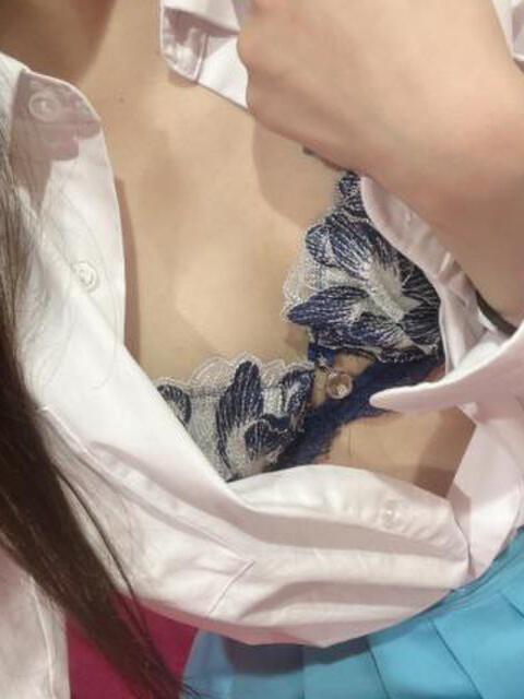 ななち 池袋即汁だく逆夜這いドスケベ痴女専門店 即痴女る -ドS変態欲情素人-(ホテヘル&デリヘル)