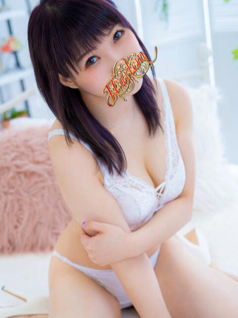 山瀬えま 池袋3P複数プレイ専門店 ハーレム(ホテヘル&デリヘル)