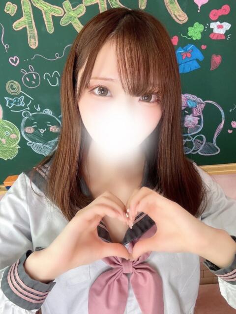 るん 新宿ハンドメイド（手コキ・オナクラ）