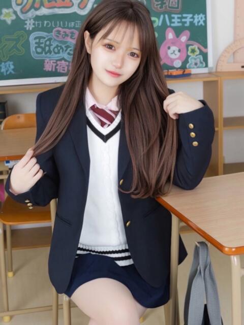 りの 舐めたくてグループ～君とサプライズ学園～越谷校（デリヘル）