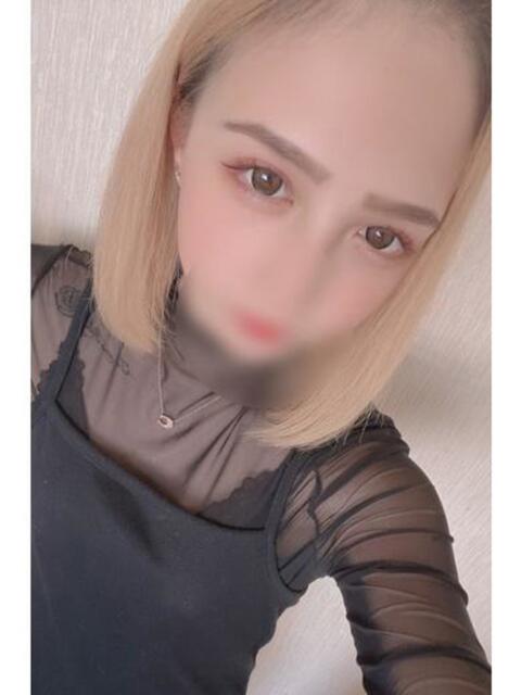 えれな Lip Gloss(リップグロス)(デリヘル)