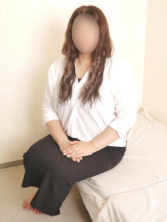 りりあ 新宿回春性感手コキマッサージ 熟れっ女（新宿・歌舞伎町/デリヘル）