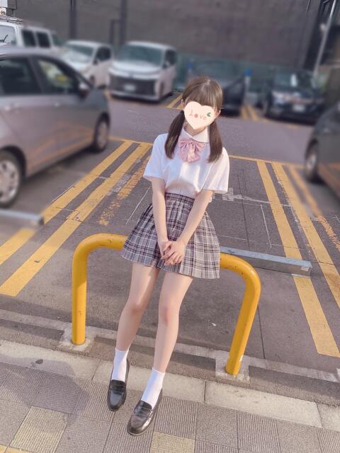 ゆり 池袋S級素人派遣型東京美少女物語（派遣型リフレ）