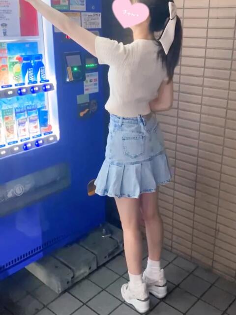 ゆり 池袋S級素人派遣型東京美少女物語（派遣型リフレ）