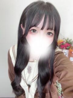 モモ(黒髪清楚なロリ♪) ペロ×2キャンディ（関内/デリヘル）