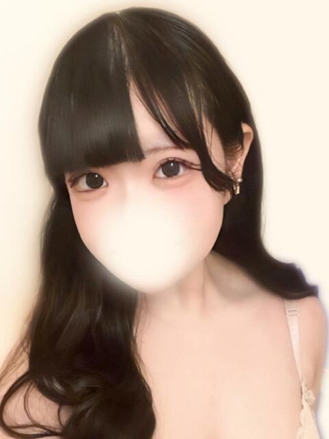 新山きいら 全裸にされた女たちor欲しがり痴漢電車(ホテヘル)