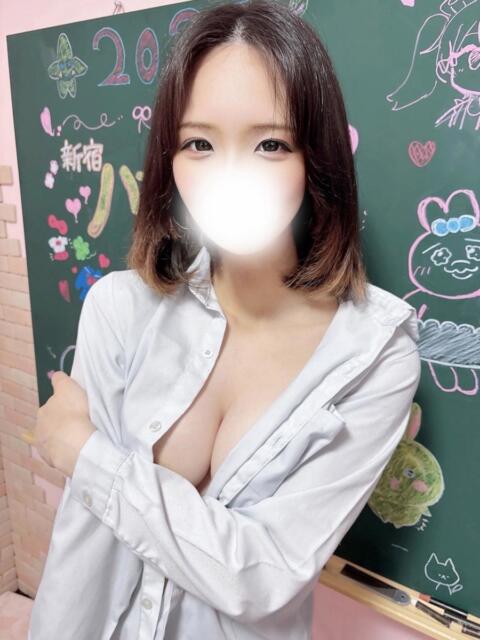 あお 新宿ハンドメイド（手コキ・オナクラ）