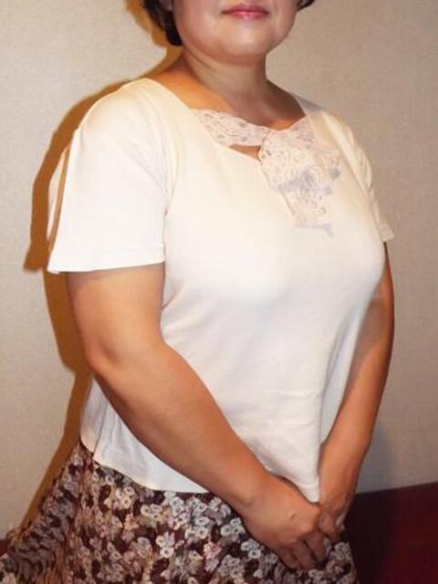 なつめ 水戸デブ専肉だんご&人妻浮気現場(ファッションヘルス)