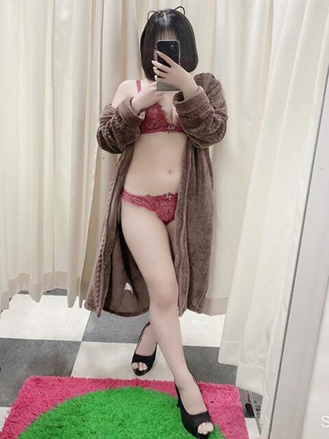 るな/透明感溢れる美少女♪ 10代、20代専門ハレンチ倶楽部　姫路店（デリヘル）