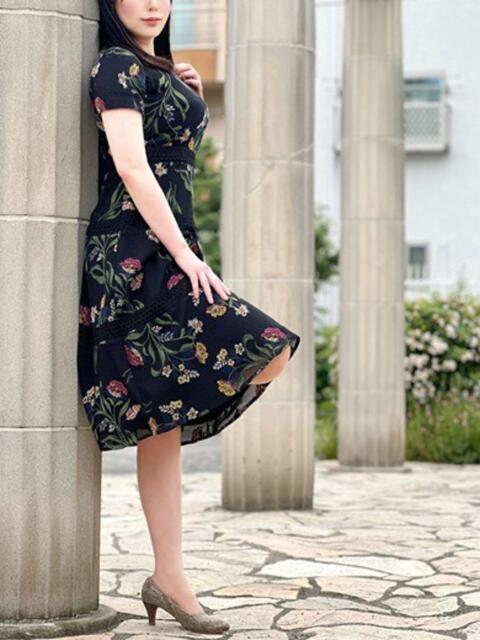 佐野いおり 月の真珠-新宿-（デリヘル（人妻若妻専門店））