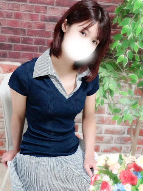 かすみ 熟女デリヘル 女神の極み（待ち合わせ型熟女デリヘル）
