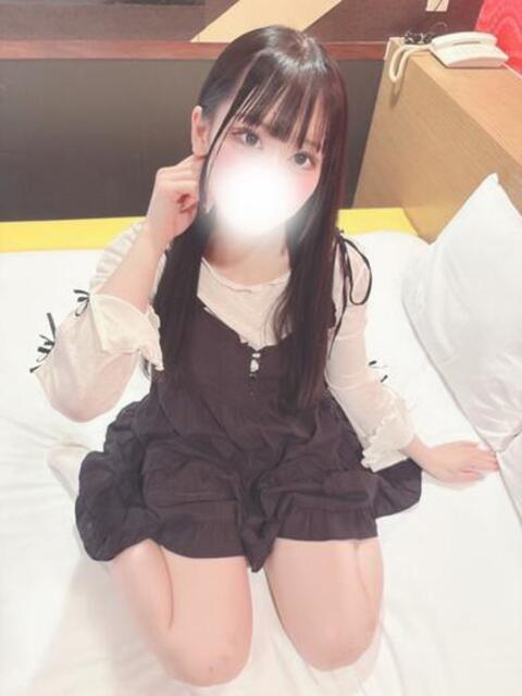 コスプレイヤー美女ゆこりん ロイヤル　アテンダー（デリヘル）