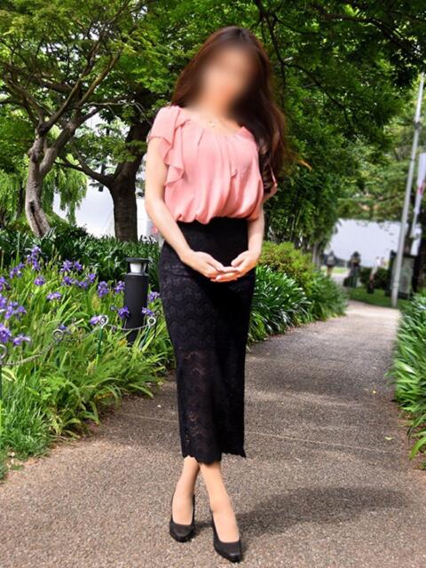 恵 東京人妻フォーシーズンズ（人妻・熟女待ち合わせデリヘル）