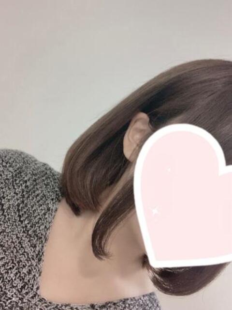 新人るる（秋田） 奥さんの香り（人妻デリヘル）