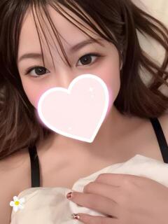 いゆな☆プレミア嬢☆ 巨乳美乳専門店～激安おっぱいPREMIUM～かわいいは正義!!～本店（錦/デリヘル）