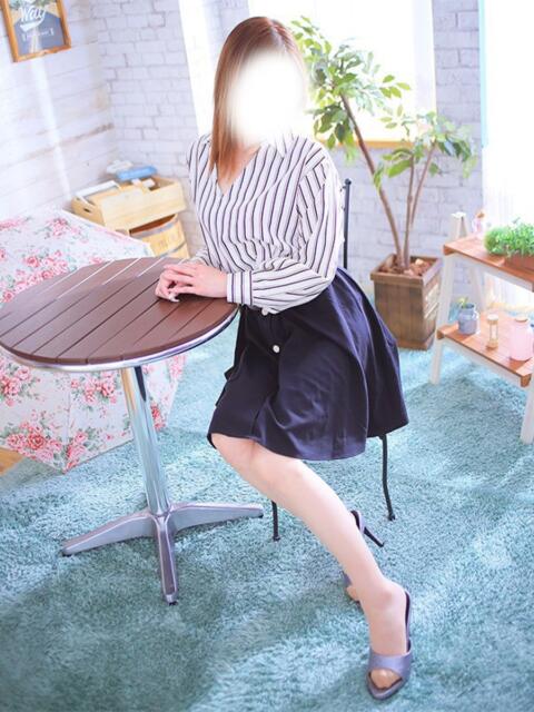 体験【ゆきな】奥様 静岡人妻教室（人妻デリヘル）