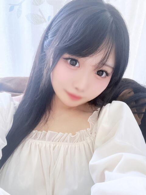 くうみ とある風俗店♡やりすぎさーくる新宿大久保店♡で色んな無料オプションしてみました（デリヘル）