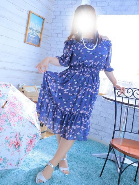 【えみり】奥様 静岡人妻教室（人妻デリヘル）