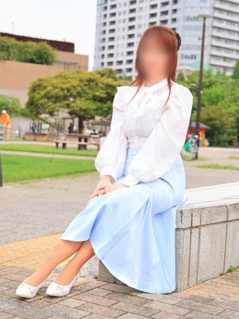 百合亜 東京人妻フォーシーズンズ(人妻・熟女待ち合わせデリヘル)