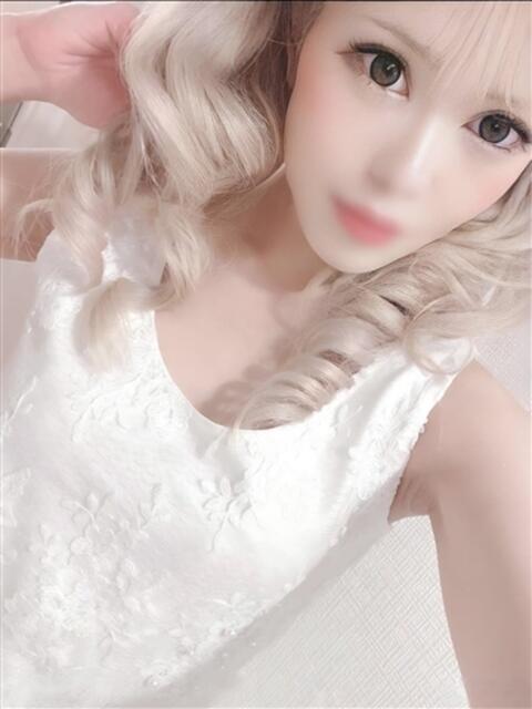 りり★ウルトラ嬢★ 激安フェアリーワンダーランド～従順ど変態＆濃厚ど痴女まみれ〜大人の遊園地〜（デリヘル）