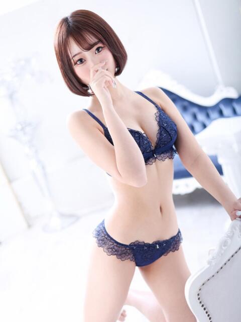 ことね クラブ バレンタイン大阪（素人美女専門デリヘル）