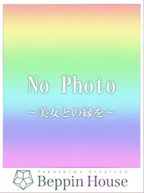 なな【業界完全未経験神がかり美少女】 Beppin house（ソープランド）