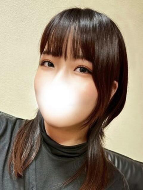 よつな 全裸の女神orいたずら痴漢電車（ホテヘル）